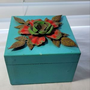 RUSTIC TEAL WOODEN TRINKET JEWELERY BOX WITH METAL